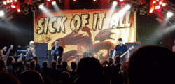 Sick Of It All / Comeback Kid / Cancer Bats on Nov 6, 2019 [645-small]
