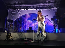 Clairo / Mellow Yellow / Beabadoobee on Nov 14, 2019 [497-small]