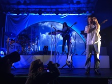 Clairo / Mellow Yellow / Beabadoobee on Nov 14, 2019 [501-small]