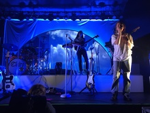Clairo / Mellow Yellow / Beabadoobee on Nov 14, 2019 [503-small]