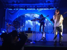 Clairo / Mellow Yellow / Beabadoobee on Nov 14, 2019 [507-small]