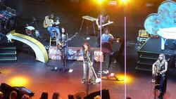 Steven Tyler on Sep 1, 2016 [096-small]
