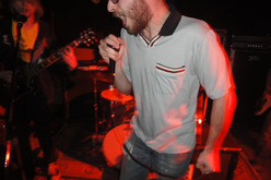 Hollow Earth / Couchfort / Slaves to the pavement / Traitor on Apr 13, 2013 [176-small]