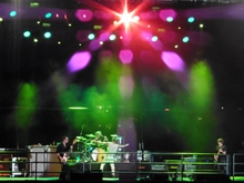 Stone Temple Pilots on Jun 13, 2015 [396-small]