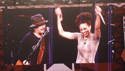 Rod Stewart / Santana on Jun 3, 2014 [523-small]