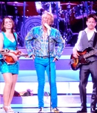 Rod Stewart / Santana on Jun 3, 2014 [528-small]