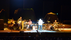 Rod Stewart / Steve Winwood / Lucy Woodward on Oct 19, 2013 [530-small]