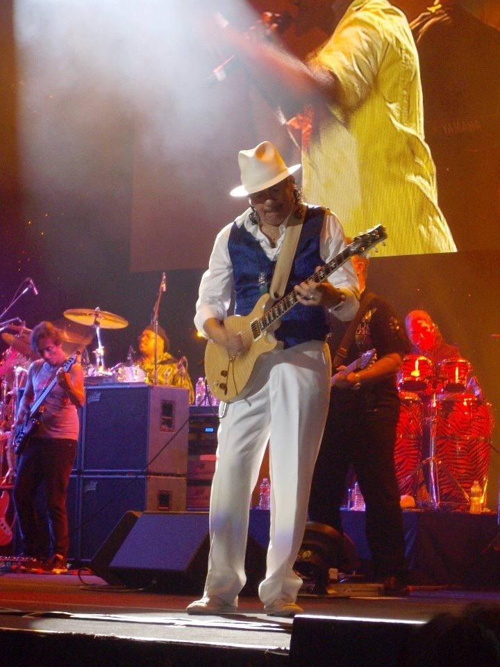Carlos Santana Concert & Tour History (Updated for 2022 2023
