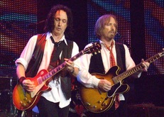 Tom Petty / Tom Petty And The Heartbreakers / ZZ Top on Sep 23, 2010 [353-small]