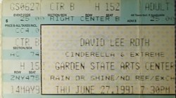 David Lee Roth / Cinderella / Extreme on Jun 27, 1991 [723-small]