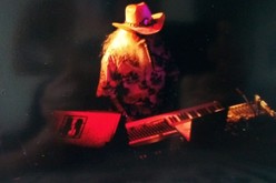 Leon Russell on Apr 27, 2012 [531-small]