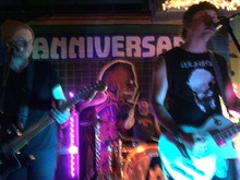 The Anniversary / Dude York / Fullbloods on Jun 16, 2017 [708-small]