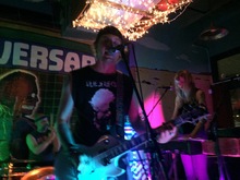 The Anniversary / Dude York / Fullbloods on Jun 16, 2017 [710-small]