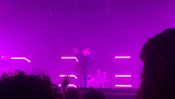 The 1975 / Pale Waves on Jun 19, 2017 [822-small]