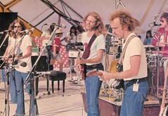 Rolling Stones / The Eagles with Joe Walsh / Rufus and Chaka Khan / The Gap Band on Jun 6, 1975 [141-small]