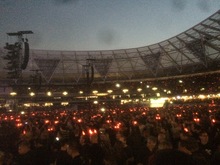 AC/DC / Axl Rose on Jun 4, 2016 [148-small]