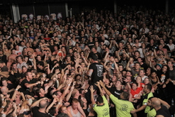 Pennywise / The Mezingers / Sharks on Aug 25, 2012 [603-small]