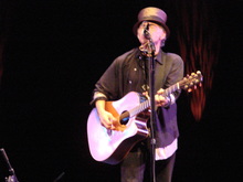 Nils Lofgren on May 8, 2015 [198-small]