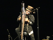 Nils Lofgren on May 8, 2015 [206-small]