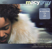 Macy Gray on May 21, 2002 [227-small]