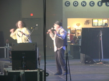 Hermans Hermits starring Peter Noone / Felix Cavaliere's Rascals / The Turtles featuring Flo & Eddie on Apr 24, 2009 [800-small]