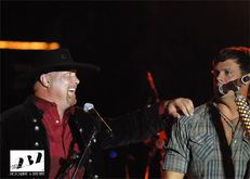Montgomery Gentry on Aug 7, 2009 [931-small]