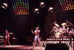 Queen / Billy Squier on Aug 15, 1982 [838-small]