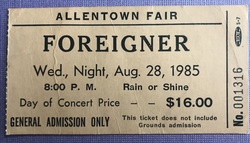 Foreigner / Joe Walsh on Aug 28, 1985 [978-small]
