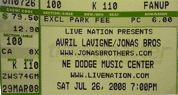 Jonas Brothers / Demi Lovato / Avril Lavigne on Jul 26, 2008 [299-small]