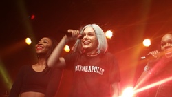 Jessie J on May 11, 2015 [988-small]