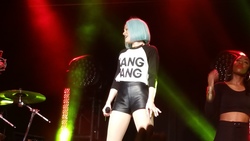 Jessie J on May 11, 2015 [019-small]