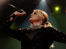 Meghan Trainor / SHEPPARD on Feb 11, 2015 [935-small]