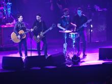 Stereophonics / Kid Wave on Dec 4, 2015 [169-small]