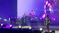 Fall Out Boy / MAX / Against the Current on Mar 29, 2018 [267-small]