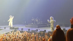 Fall Out Boy / MAX / Against the Current on Mar 29, 2018 [268-small]
