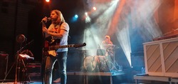 Welshly Arms / The Glorious Sons on Nov 14, 2019 [330-small]