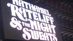 Kings Of Leon  / Nathaniel Rateliff and the Night Sweats on Aug 14, 2017 [176-small]