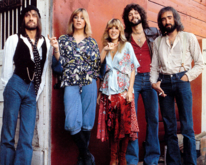 Fleetwood Mac, Fleetwood Mac / Ambrosia on Sep 20, 1975 [644-small]