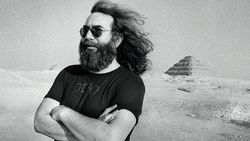 Grateful Dead - Jerry Garcia, Grateful Dead on Dec 4, 1979 [020-small]