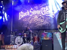 Black Stone Cherry on Jun 16, 2018 [980-small]