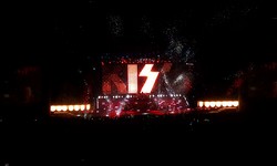 Kiss / Mötley Crüe / The Treatment on Jul 28, 2012 [477-small]