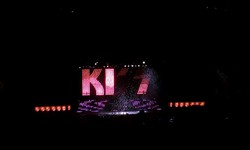 Kiss / Mötley Crüe / The Treatment on Jul 28, 2012 [478-small]