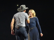 Tim McGraw / Faith Hill on May 31, 2017 [529-small]