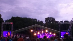 Imelda May, Cambridge Folk Festival on Jul 28, 2016 [657-small]