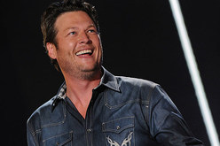 Blake Shelton, Blake Shelton / Dia Frampton / Justin Moore on Mar 22, 2012 [310-small]