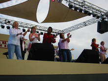 sha na na on Jul 14, 2004 [452-small]