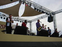 sha na na on Jul 14, 2004 [456-small]