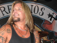 Vince Neil on Oct 3, 2007 [477-small]