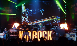 Kid Rock / ZZ Top on Aug 1, 2013 [681-small]