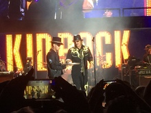 Kid Rock on Oct 6, 2017 [930-small]
